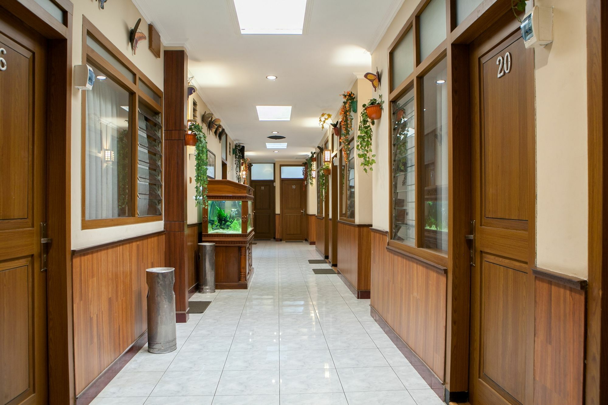 Reddoorz Plus Near Riau Street Bandung Exteriér fotografie